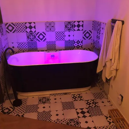 Villa 5 Personnes Avec Piscine Villa Gaujac (Gard)